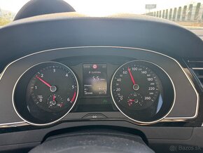 Volkswagen Passat 2.0TDI - 9