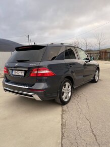 Mercedes- benz ML350 CDI - 9