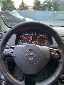 Opel Astra H 1.7 cdti - 9