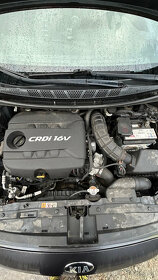 KIA CEED II 12- 1.6 CRDI  Kapota , dvere , naraznik , motor - 9