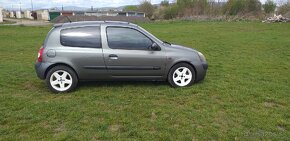 Clio 1.6 16V - 9