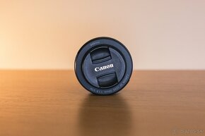 Canon EOS 77D - 9