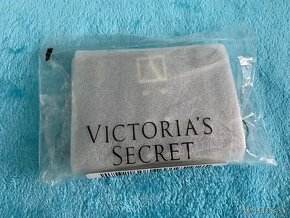 Victoria's Secret kľúčenka/puzdro na karty - 9