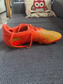 Predám kopačky adidas predator velkost 8UK/42 - 9