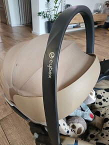 Vajíčko/Autosedačka Cybex Cloud T i-size + základňa - 9