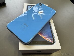 Apple iPhone XR 64GB - 9