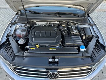 Volkswagen passat variant 2.0tdi 110kw DSG - 9