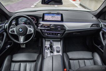 BMW Rad 5 Touring 530d xDrive A/T - 9