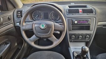 SKODA OCTAVIA 2 TOUR 1.6MPI 2011 - 9