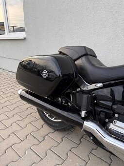 HARLEY DAVIDSON FLSB SPORTGLIDE - 9