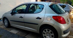 Predám Peugeot 207, r.v. 2008, 1,4 benzín, tach. 100500 km - 9