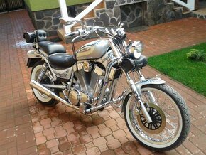 Suzuki Intruder 1400 - 9