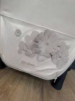 Seatpack Cybex priam 4.0 simply flowers beige limitka - 9