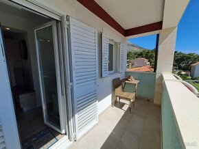 CHORVÁTSKO Hvar  - 3izbový apartmán len 50m od mora - 9