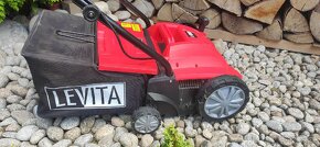 Vertikulator na anglicky travnik Mountfield Levita S1400 - 9