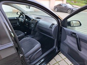 VOLKSWAGEN POLO 1.4i  59 KW Comforline Facelift R.V.2009 - 9