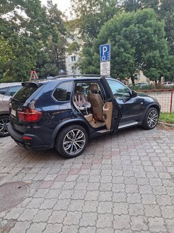 BMW X5 E70 - luxus, elegancia a štýl za pár drobných - 9