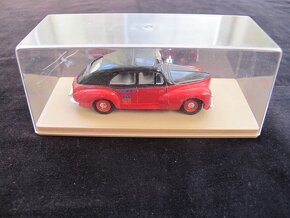 Peugeot 203 TAXI 1954   1:43 - 9