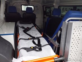 FORD TRANSIT CUSTOM 2,0 TDI 96 kW 2016 AMBULANCE po STK - 9