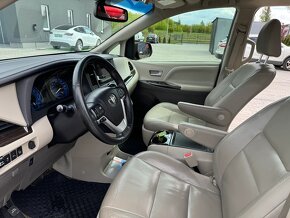 TOYOTA SIENNA XLE AWD LPG 2015 NOVÝ MODEL 7 míst - 9