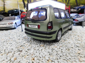 model auta Renault Espace 3 Otto mobile 1:18 - 9