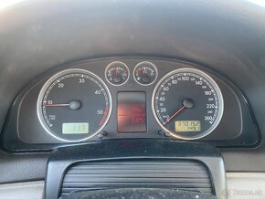 VW Passat 1.9TDi 96kW 4Motion - 9