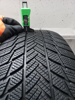 BMW X5 X6 sada 20 Styling 736, zimní pneu 275/45 R20 Bridgs - 9