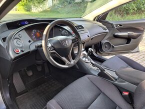 HONDA Civic 1.4i Vtec - 9