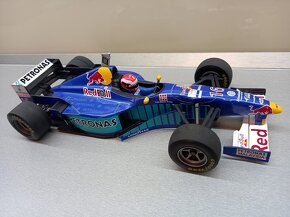 F1 SAUBER C16 RED BULL 1997 JOHNNY HERBERT ONYX 1:18 - 9