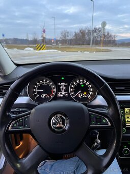 Predám Škoda Superb 2.0 TDI 103kw DSG - 9