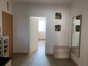 Moderný a zrekonštruovaný 3 izb.byt s loggiou,73m2 - Žilina - 9