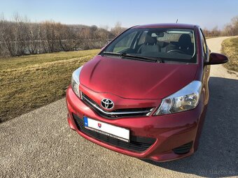 Toyota Yaris 1.33 VVT-i Active - 2012 - 9