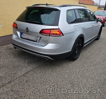 VW GOLF 2.0TDI 110KW DSG - 9