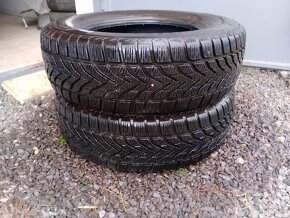 zimné pneumatiky 215/70r17 - 2ks - Lassa - 8mm - 9