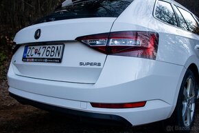 Škoda Superb Combi 1.6 TDI Ambition DSG 2017 - 9