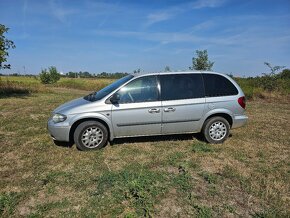 Predám Chrysler Voyager 2,5 crdi ,7 miestne - 9