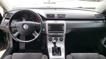 Predám Volkswagen Passat Variant b6 1.9 TDI 77KW - 9