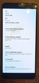 POCO X4 pro a Motorola edge 40 neo - 9