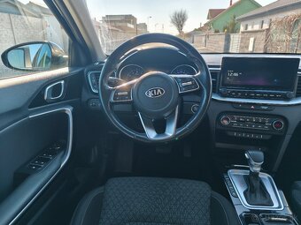 Kia Ceed sporty wagon 1.4 tgdi platinum A/T7 - 9