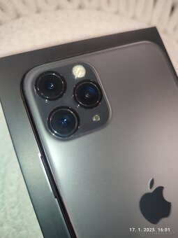 iPhone 11 Pro 64 gb Space grey - 9