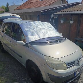 Renault Scenic -1.6 - 16v - 82 kw ( benzín) - 9