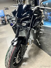 Yamaha MT-10 Čierna akcia - 9