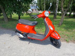 Piaggio Vespa LX2 50 - 9