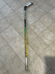 Hokejky Bauer juniorske a intermedialka - 9