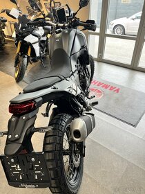 Yamaha Ténéré 700 Modra aj Čierna - 9