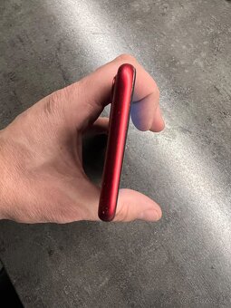 Predam Iphone 11 128gb red nova bateria 100% - 9