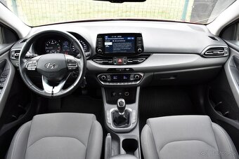 Hyundai i30 CW 1.5i BENZÍN Family SR 2021 DPH - 9