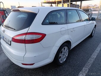 Ford Mondeo Combi 2.0 TDCi Gia - 9