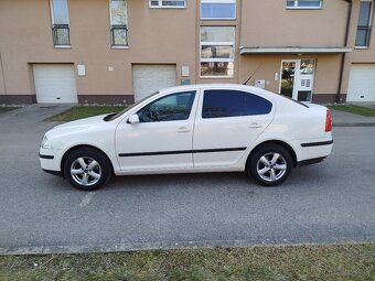 Škoda Octavia 2 1.6 fsi - 9