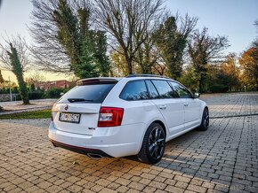 Škoda Octavia RS 2.0TDI DSG 2015 - 9